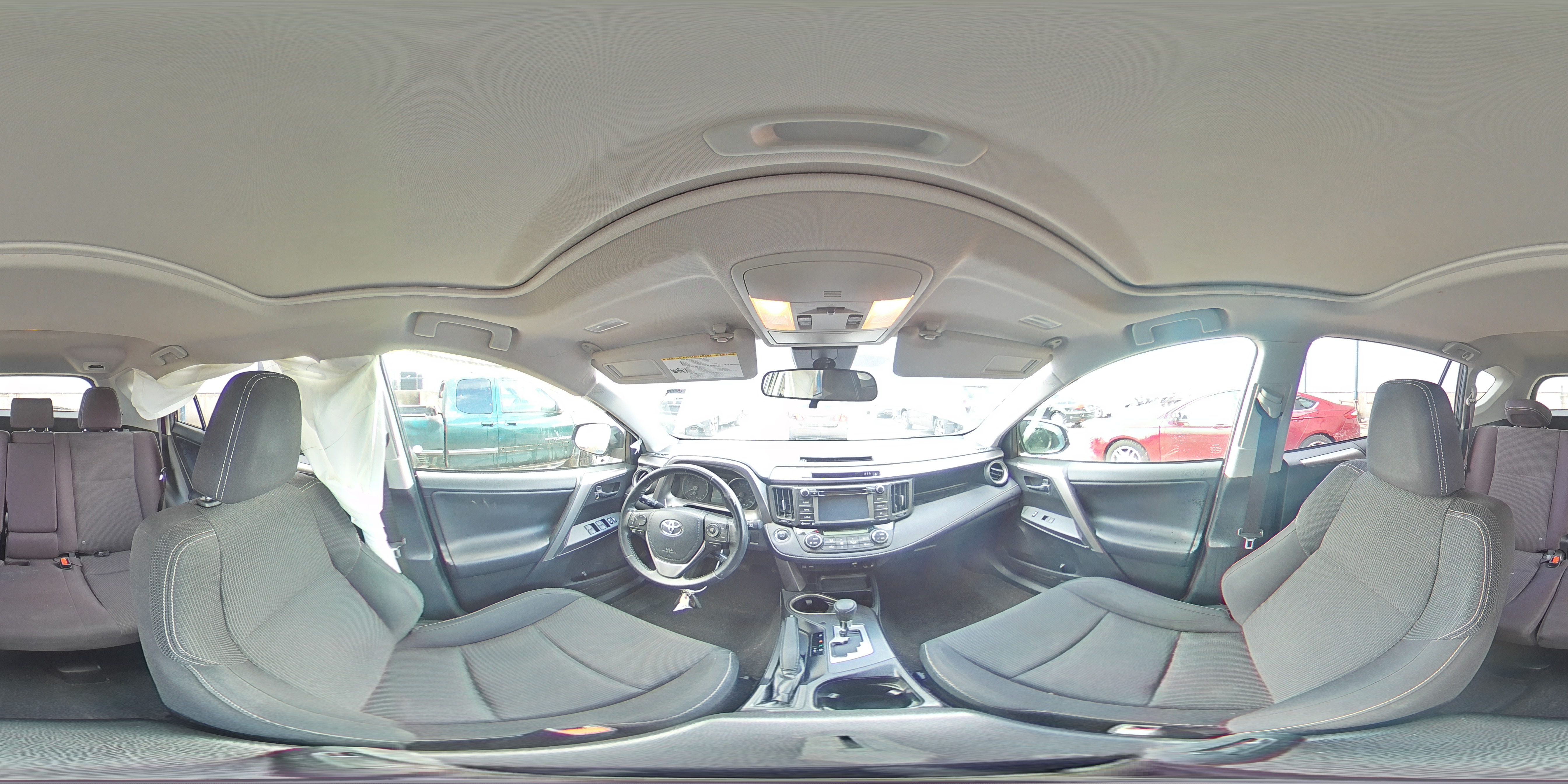 2018 Toyota RAV 4 - Image 15