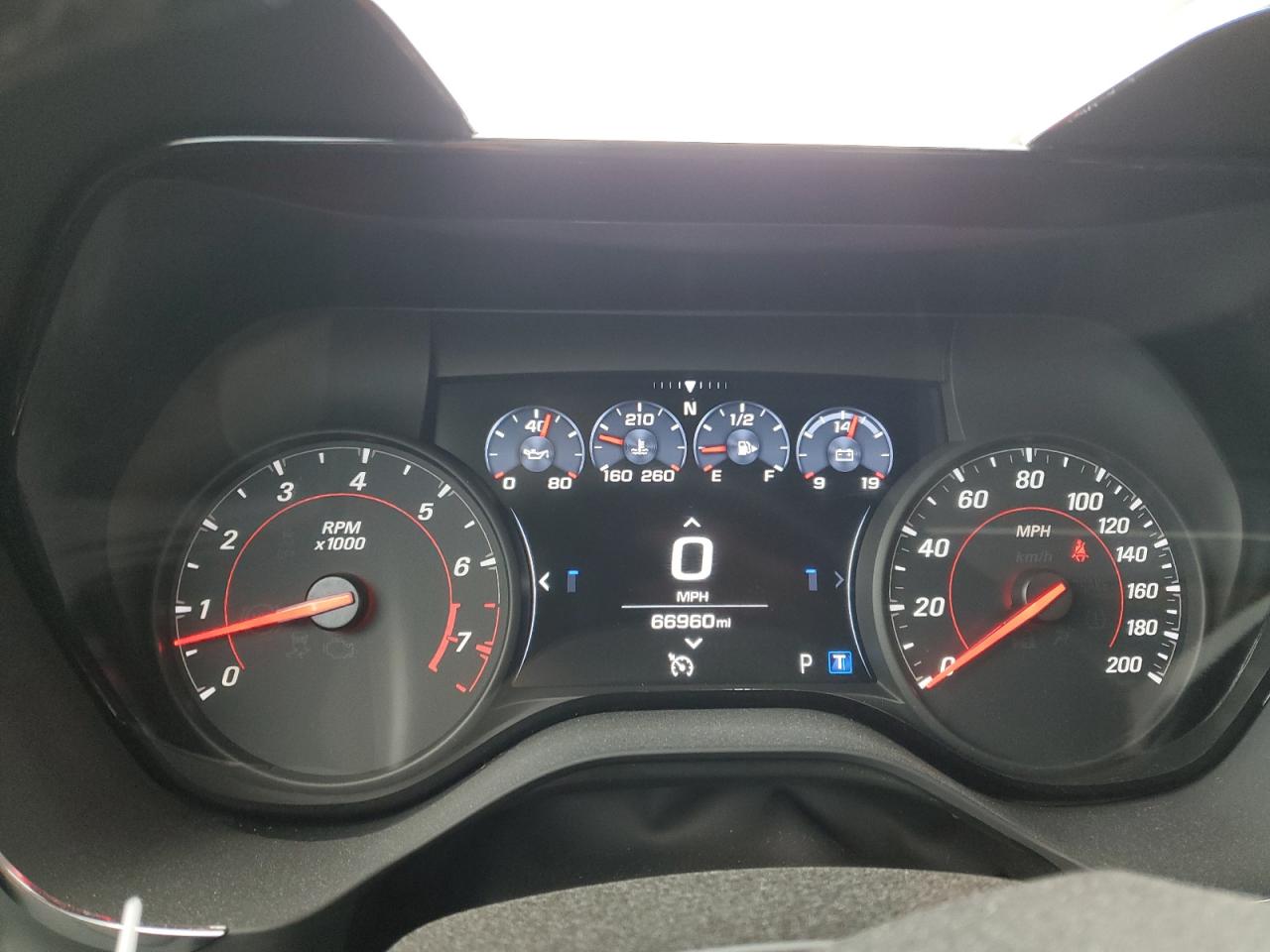 2023 Chevrolet Camaro - Image 9