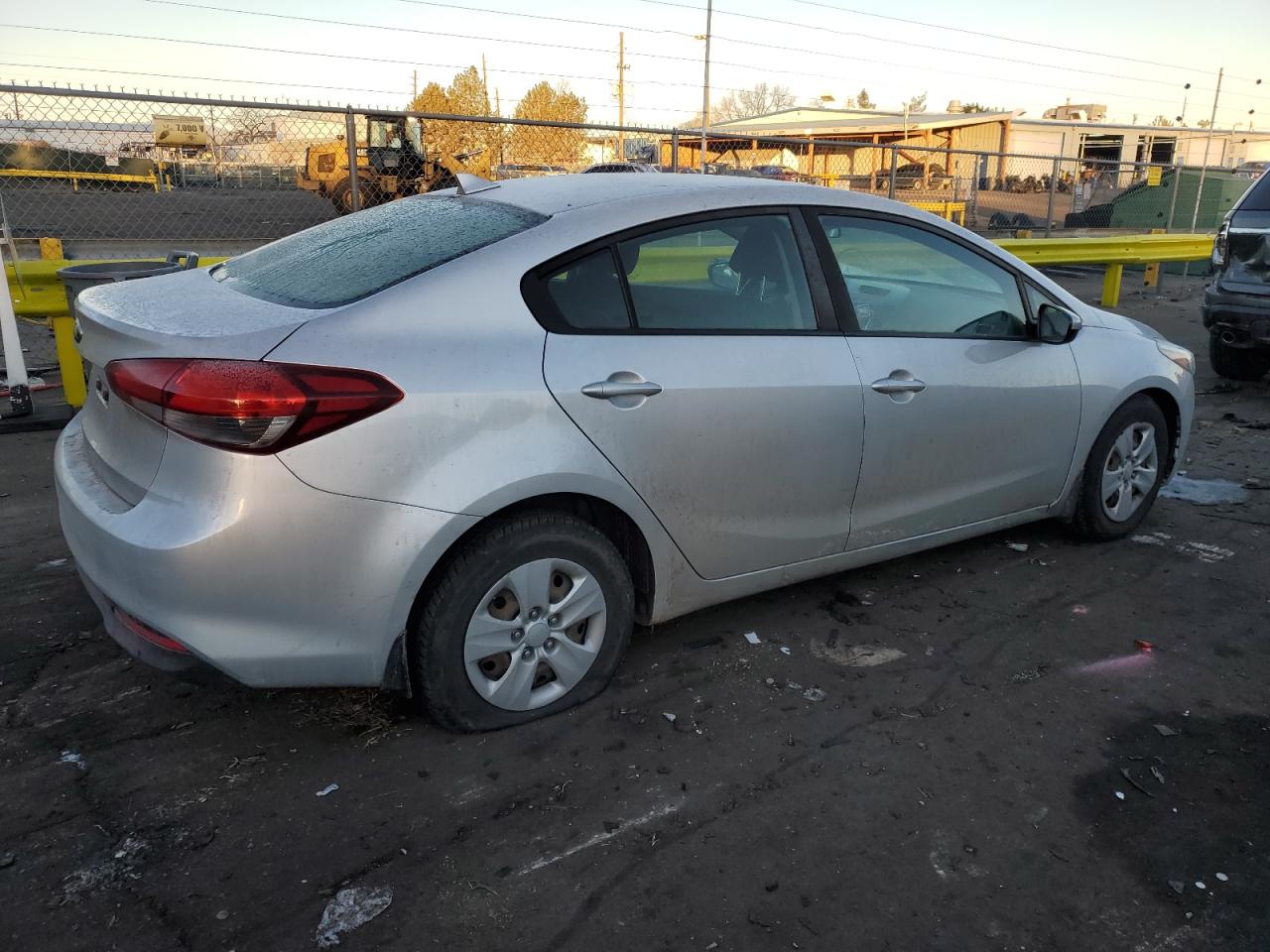 2018 Kia Forte - Image 3