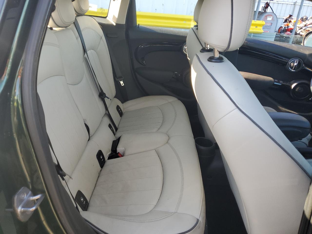 2019 MINI Cooper - Image 11