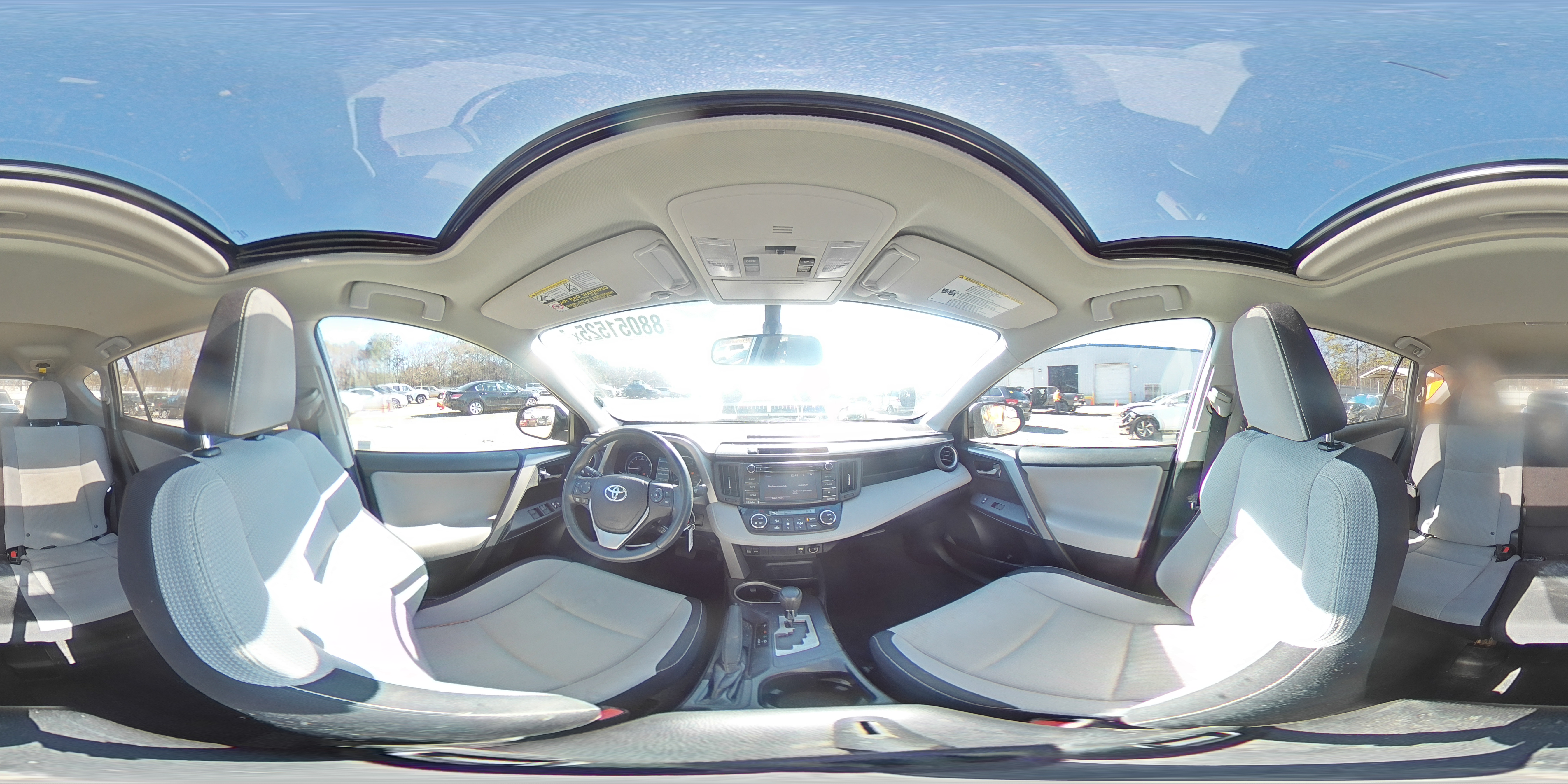 2016 Toyota RAV 4 - Image 15