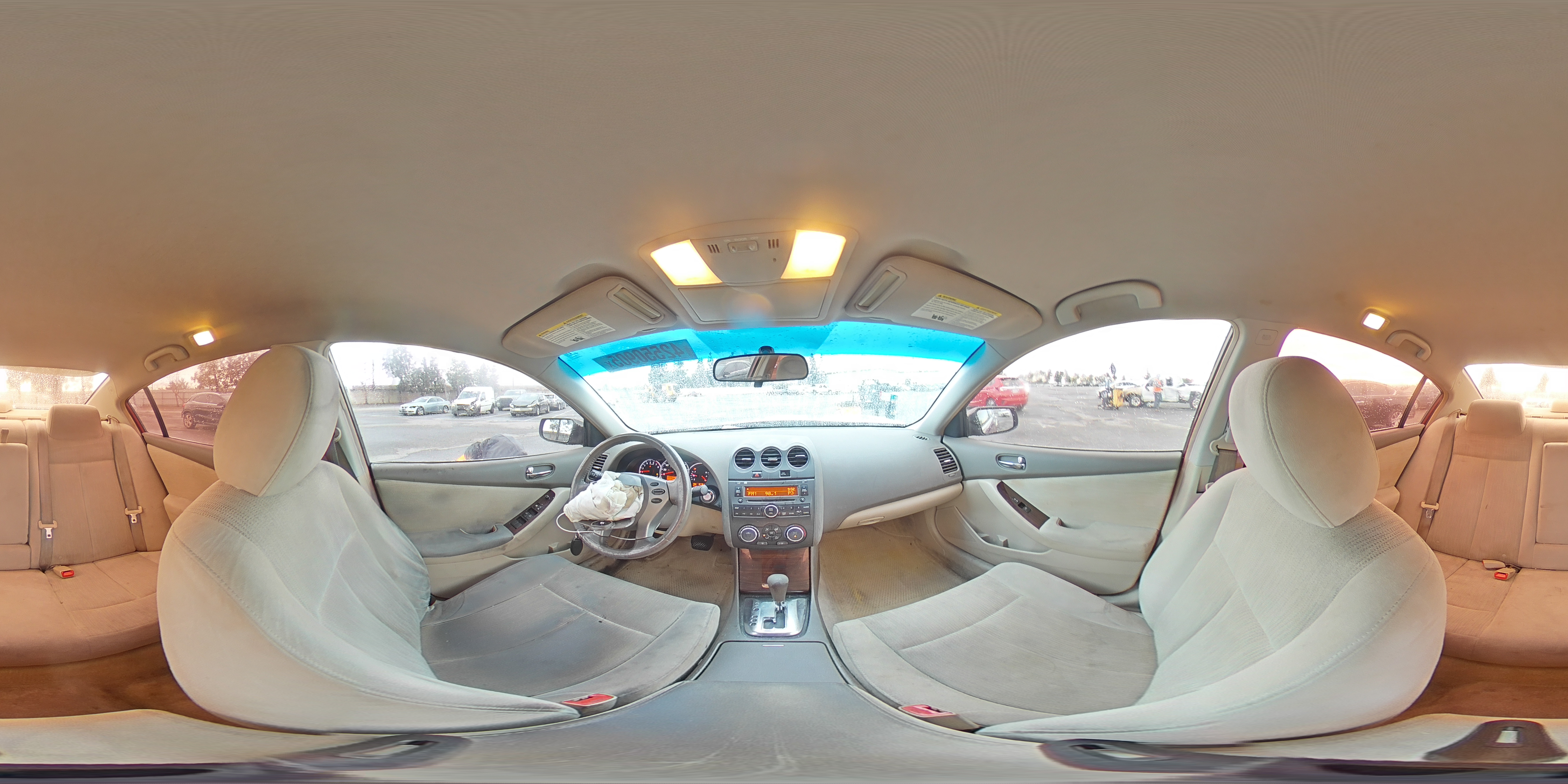 2010 Nissan Altima - Image 13