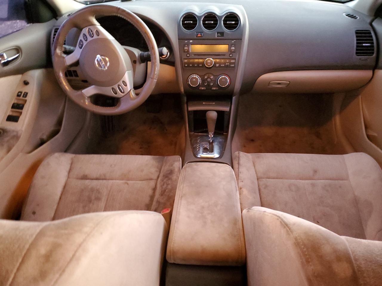 2012 Nissan Altima - Image 8