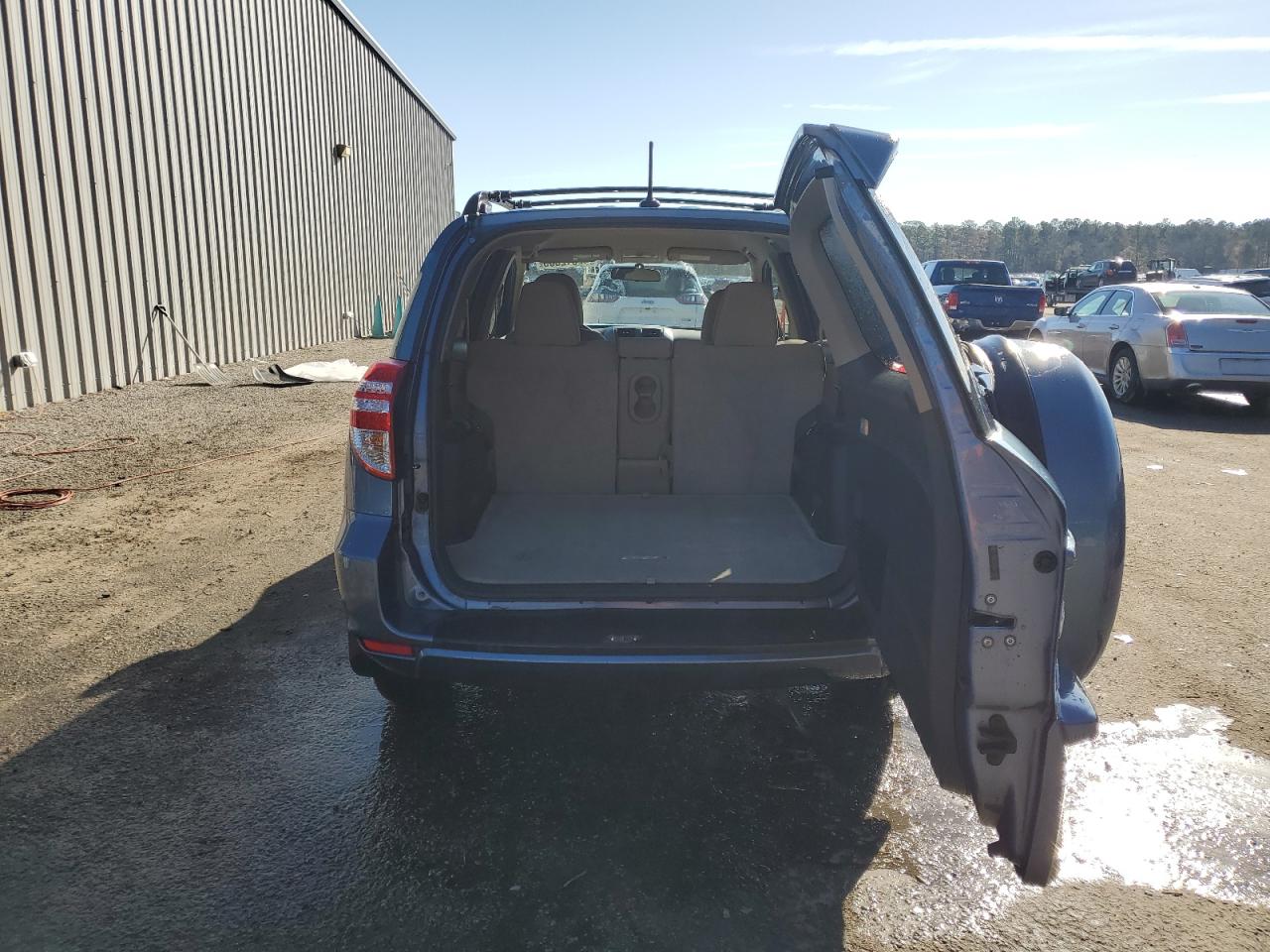 2011 Toyota RAV 4 - Image 6