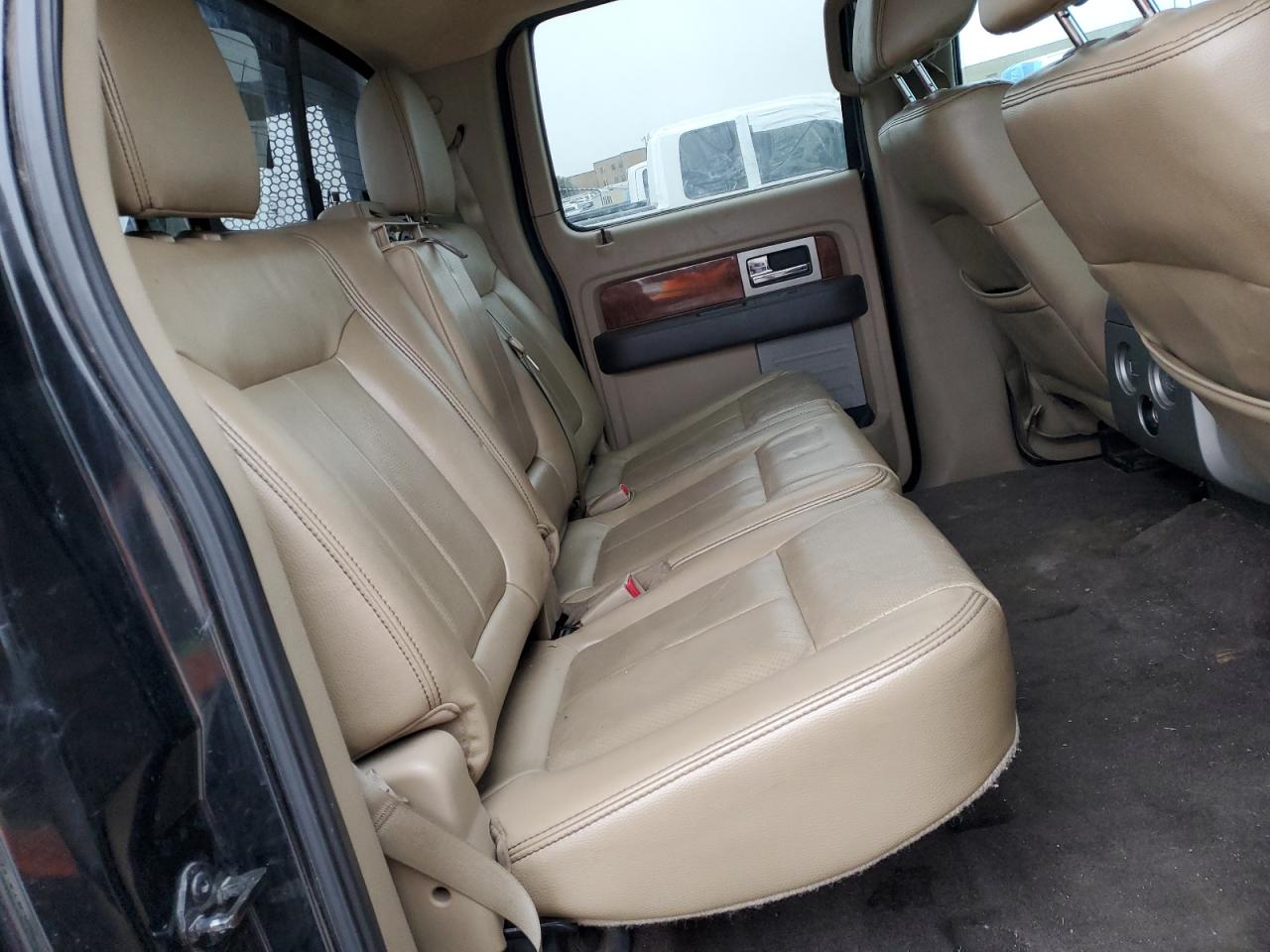 2010 Ford F-150 - Image 10
