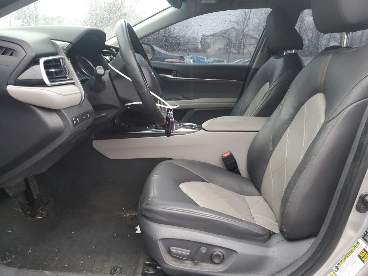 2018 Toyota Camry - Image 7