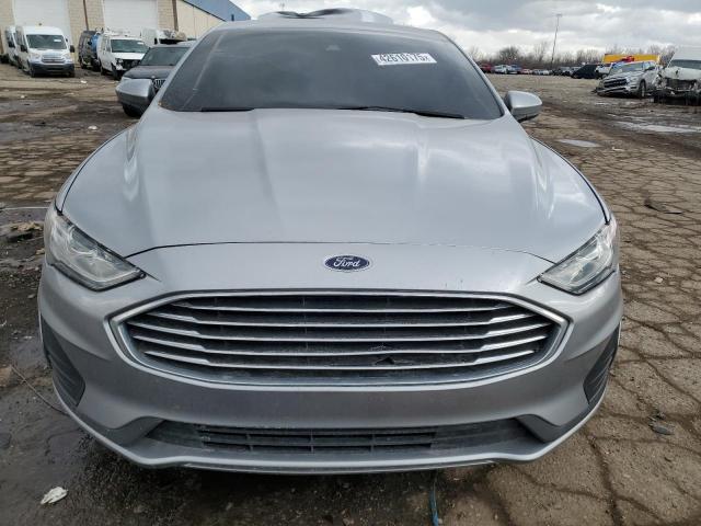  FORD FUSION 2020 Srebrny