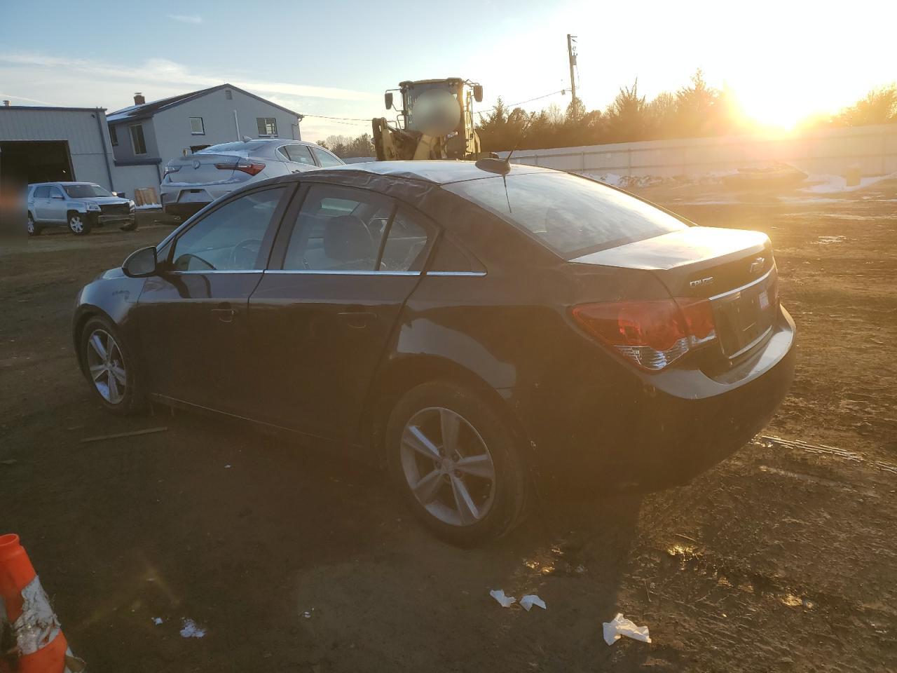 2015 Chevrolet Cruze - Image 2
