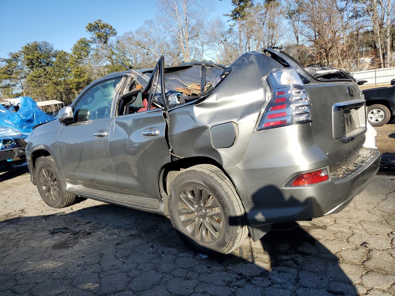 2021 Lexus GX - Image 2