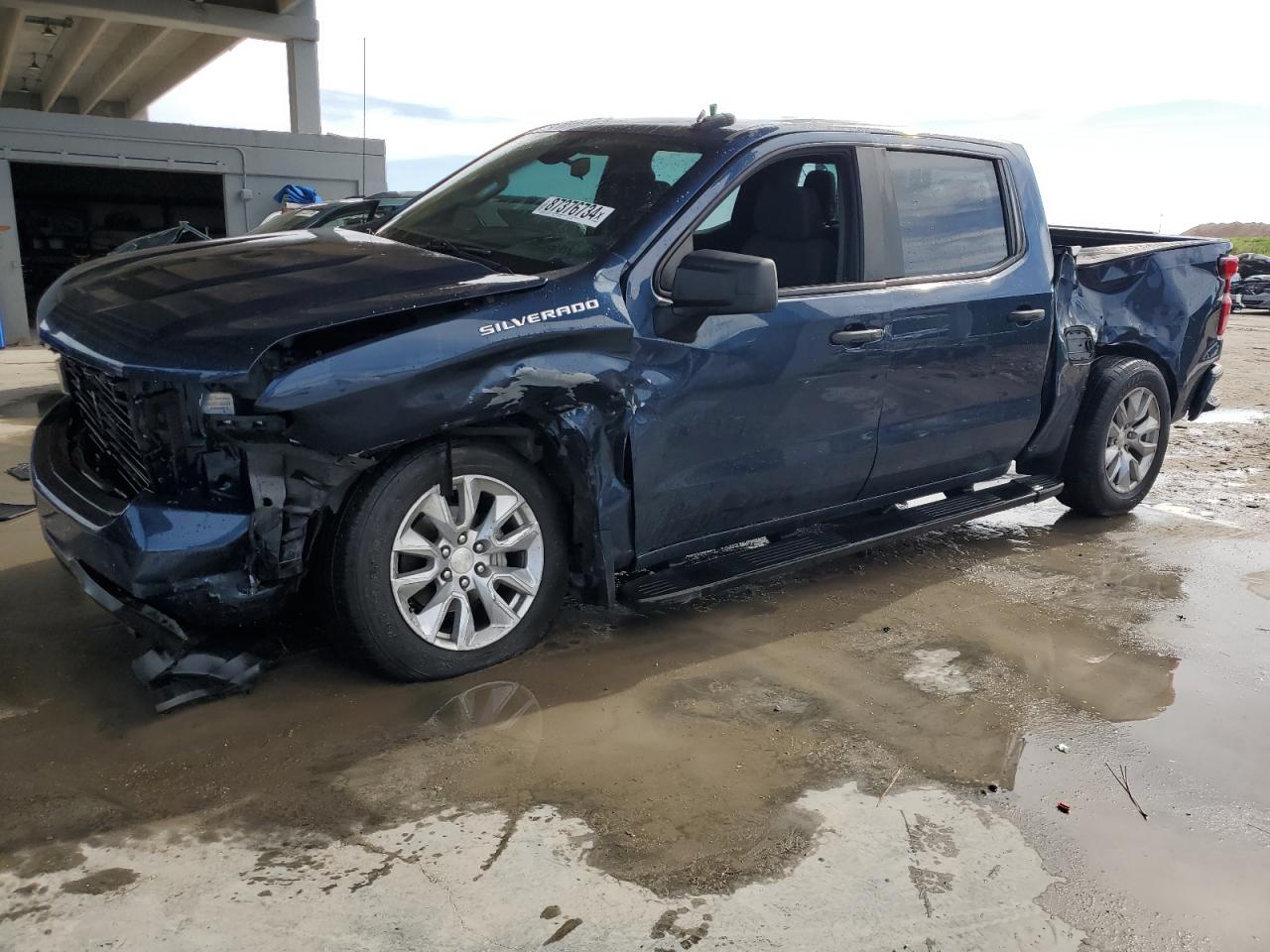 2022 Chevrolet Silverado Ltd C1500 Custom for Sale in West Palm Beach, FL - Front End