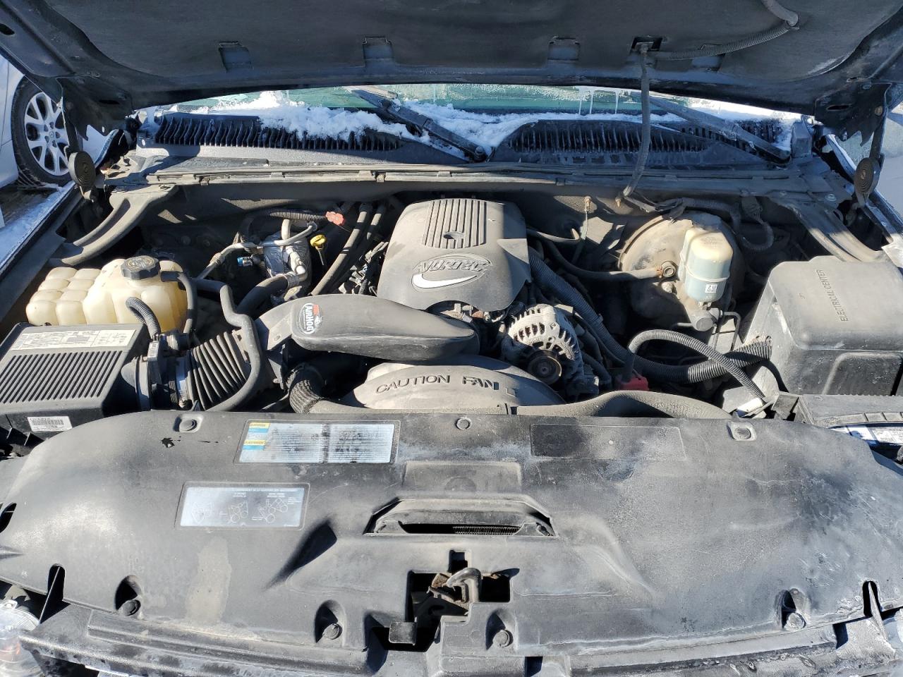 2002 Chevrolet Silverado - Image 11