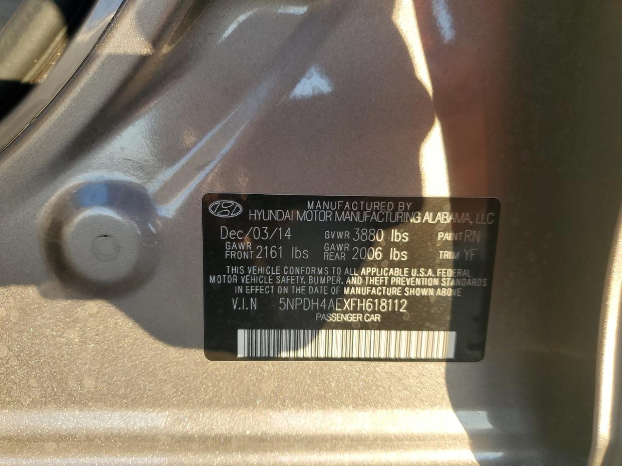2015 Hyundai Elantra - Image 12