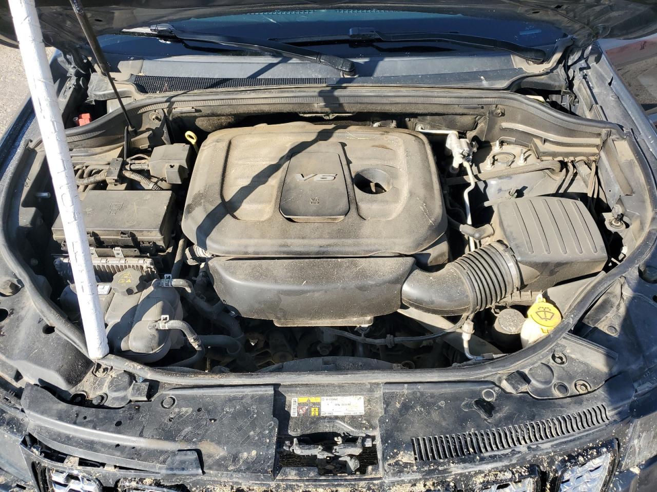 2017 Jeep Grand Cherokee - Image 14