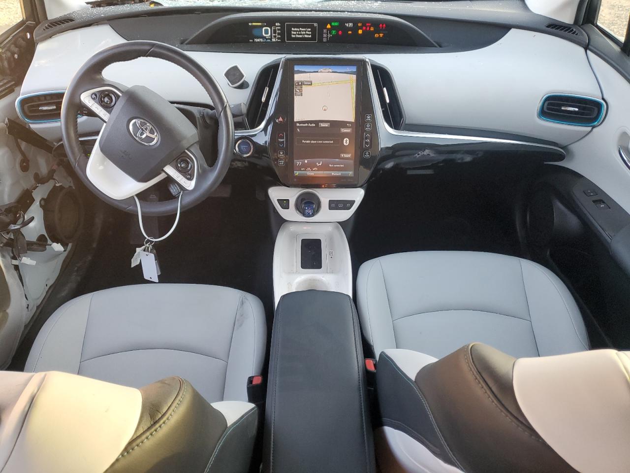 2017 Toyota Prius - Image 8