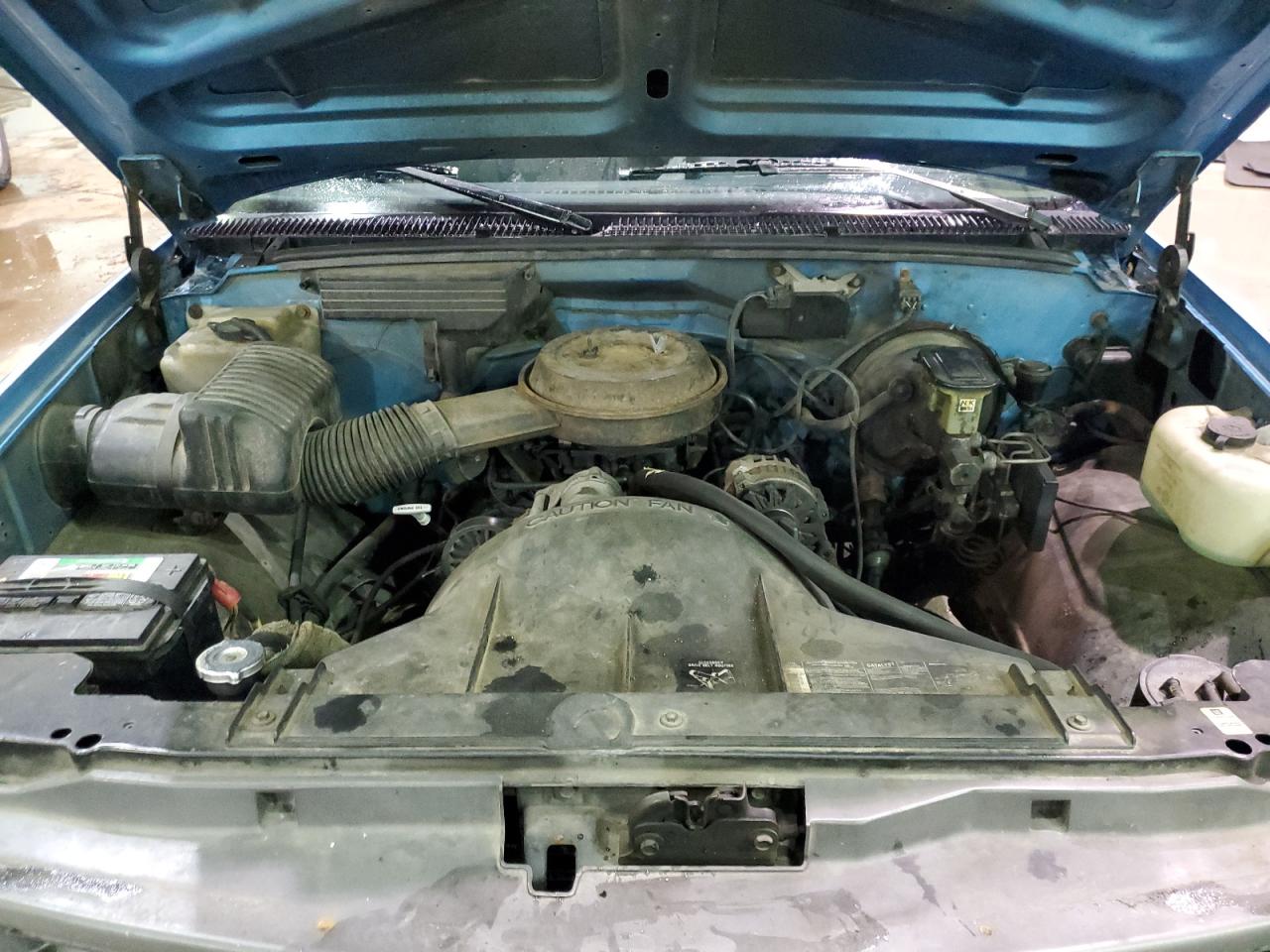 1994 Chevrolet GMT-400 - Image 11
