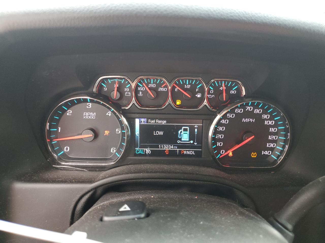 2020 Chevrolet Suburban - Image 9