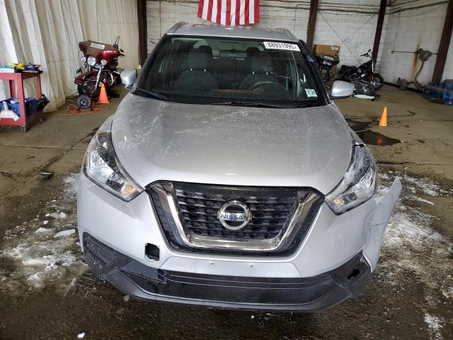  NISSAN KICKS 2019 Srebrny