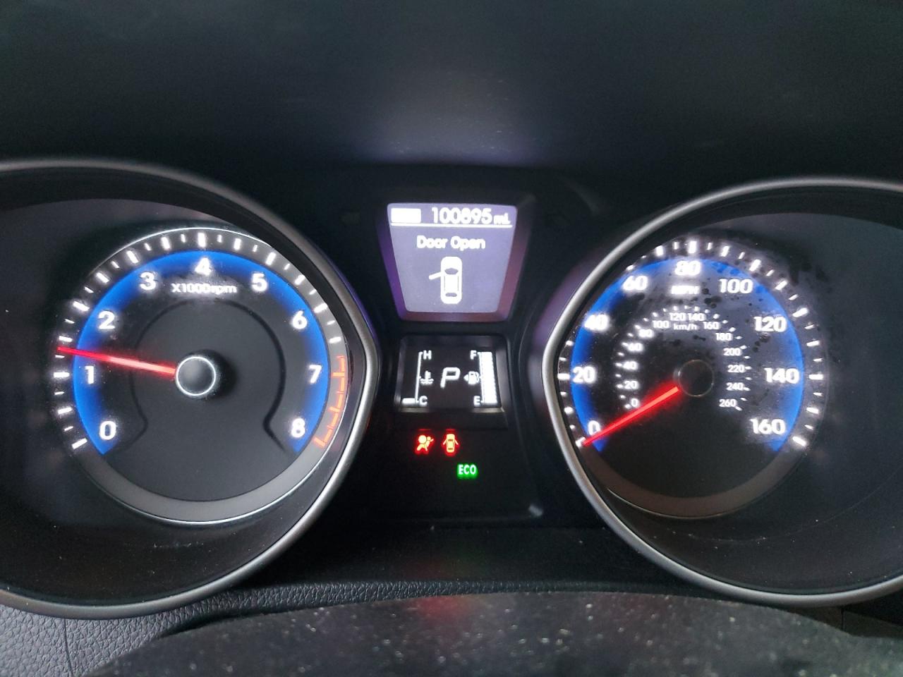 2015 Hyundai Elantra - Image 9