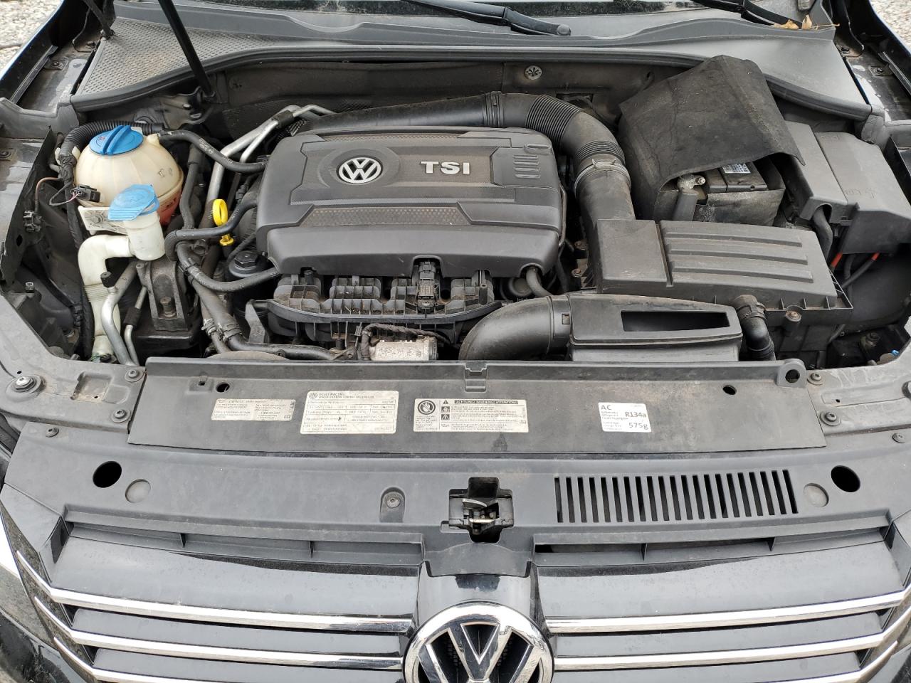 2014 Volkswagen Passat - Image 11