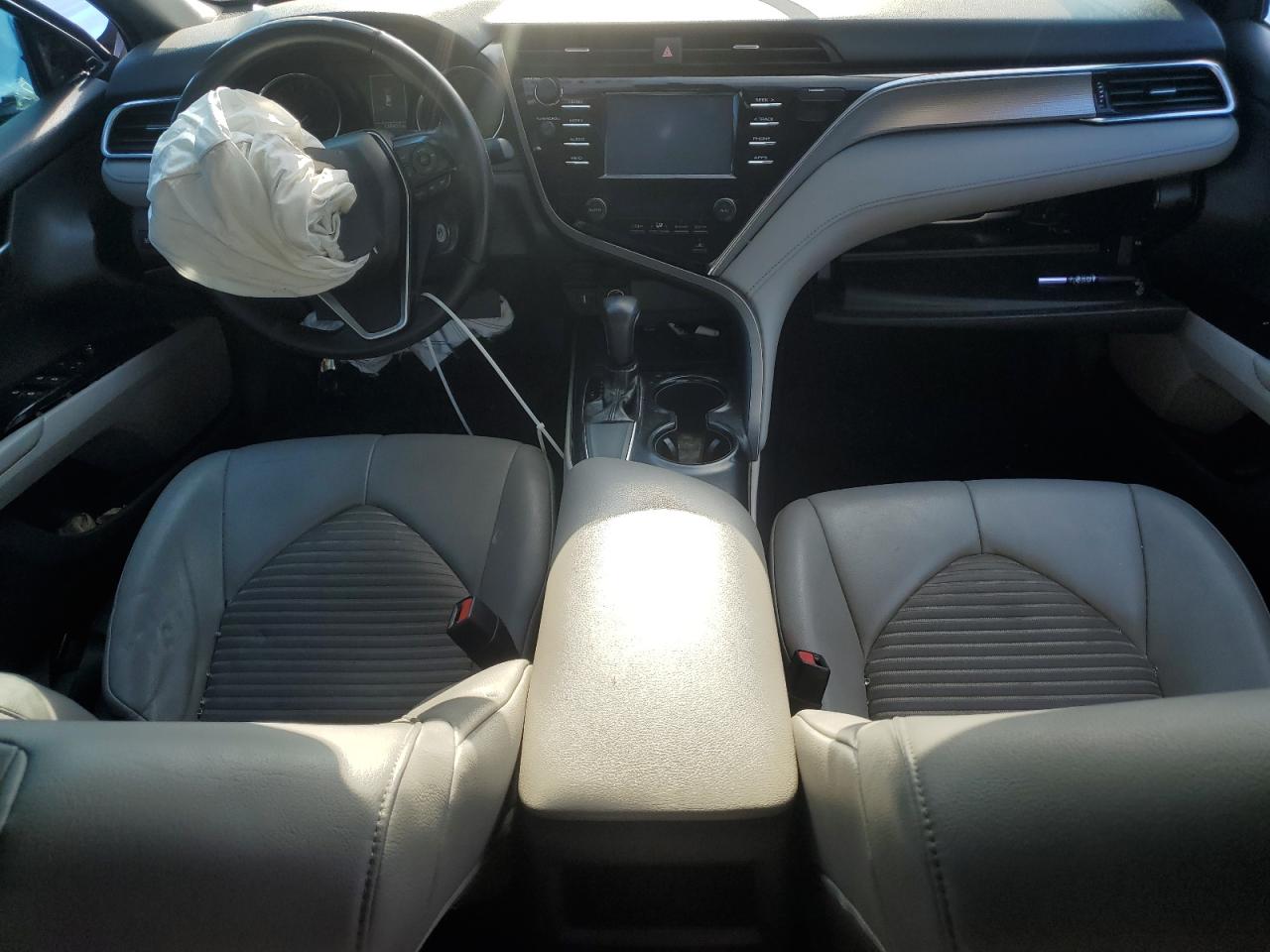 2018 Toyota Camry - Image 8