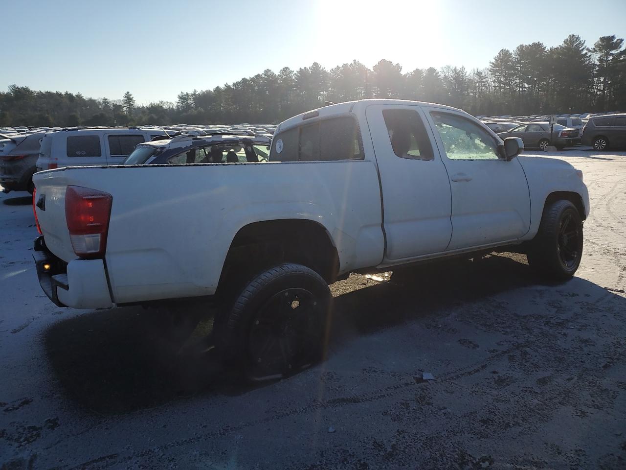 2017 Toyota Tacoma - Image 3