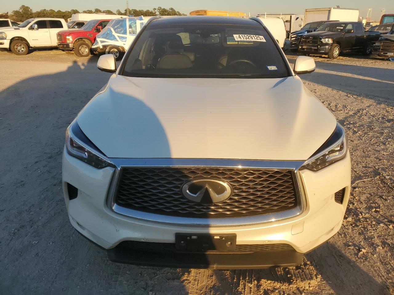 2019 Infiniti QX50 - Image 5