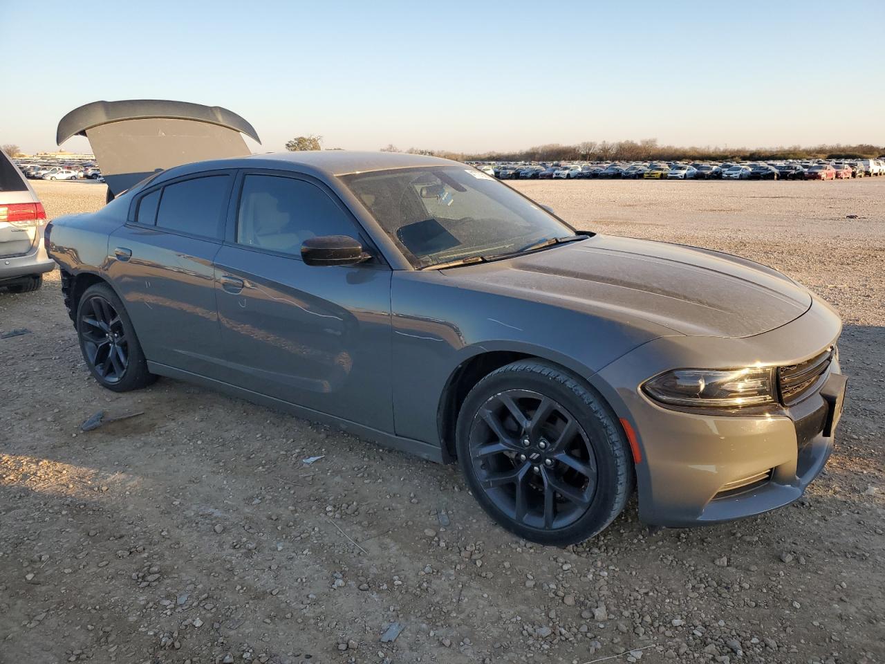 2019 Dodge Charger - Image 4