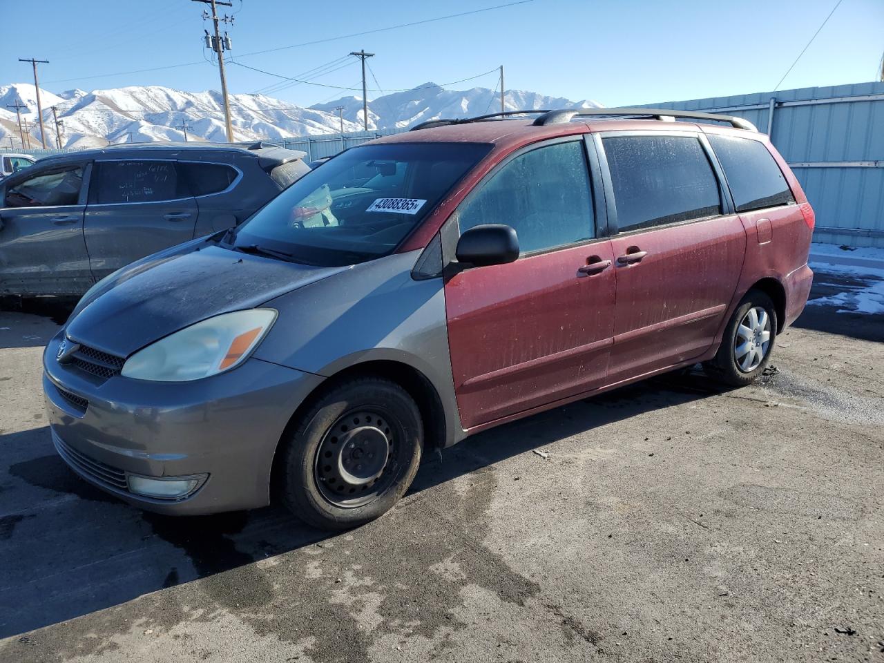 2007 Toyota Sienna - Image 1
