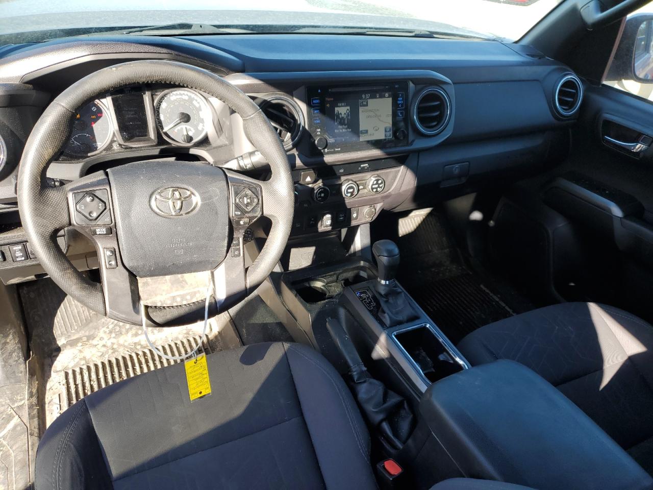 2018 Toyota Tacoma - Image 8