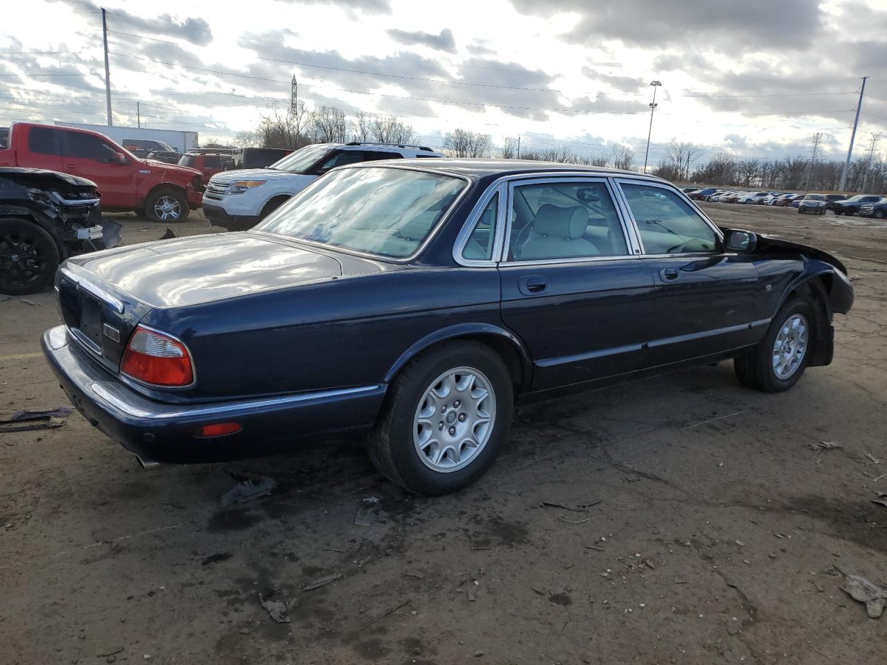 2003 Jaguar XJ - Image 3