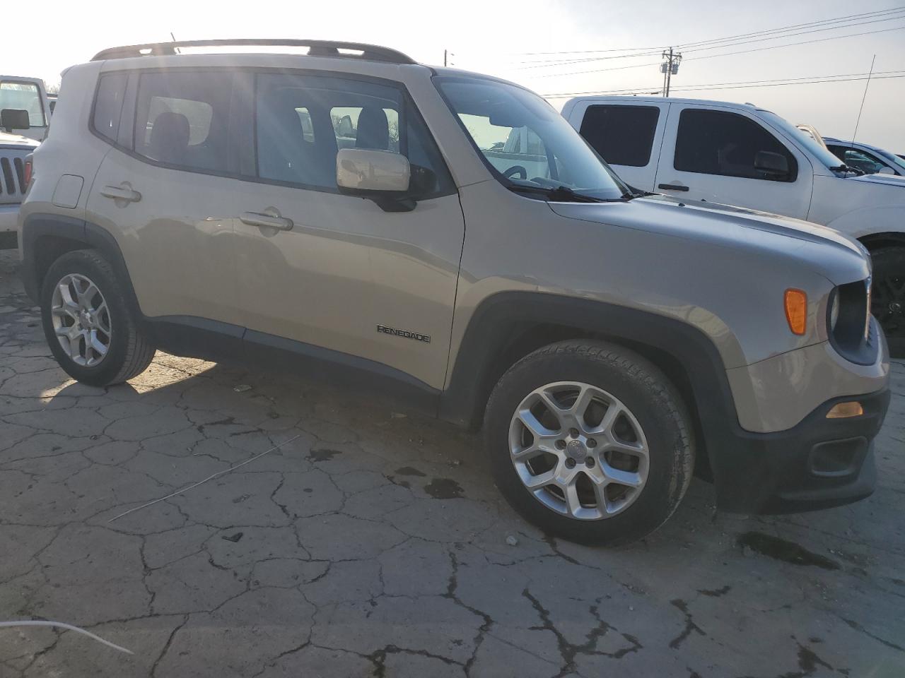 2015 Jeep Renegade - Image 4