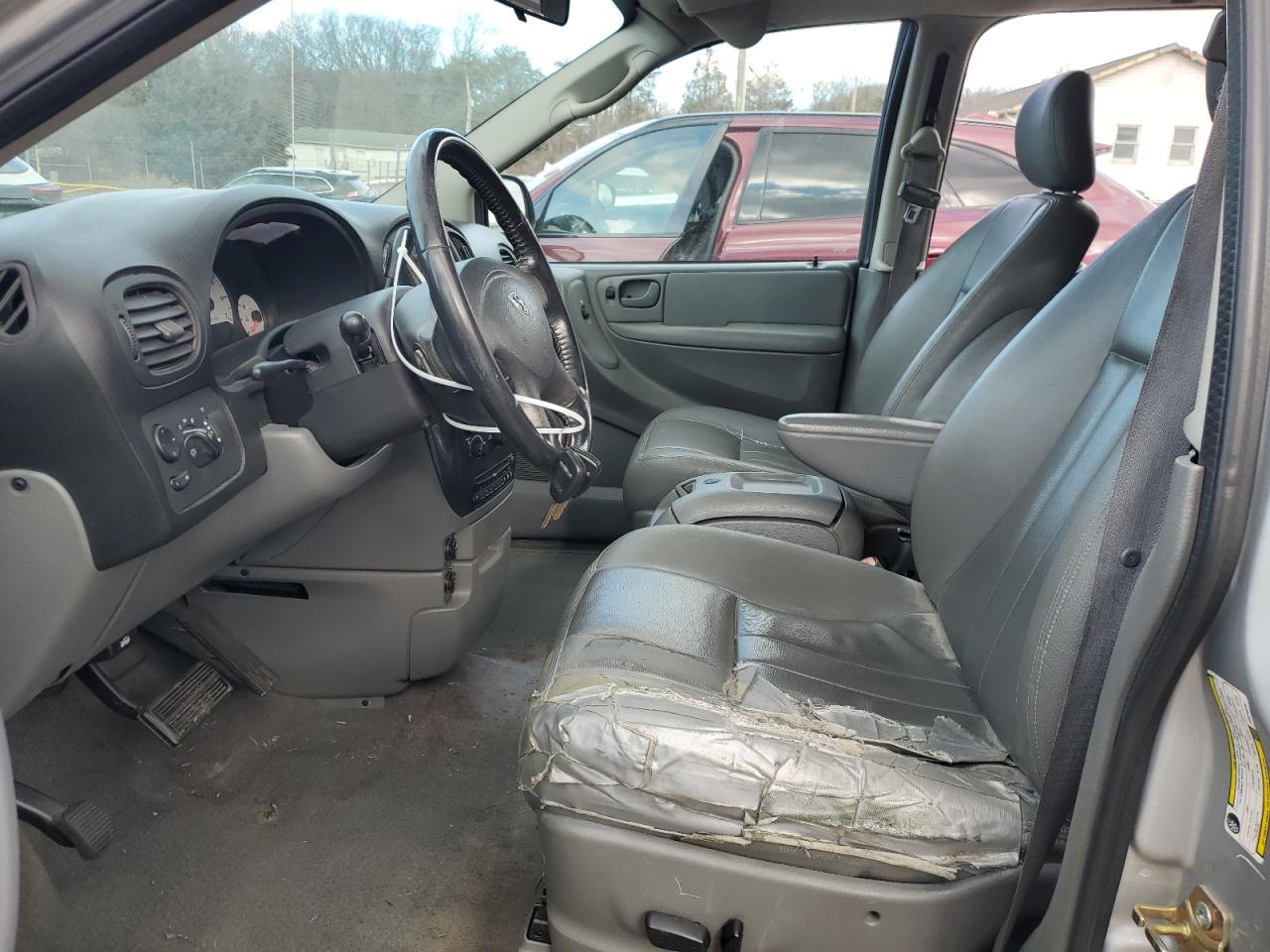2006 Dodge Caravan - Image 7