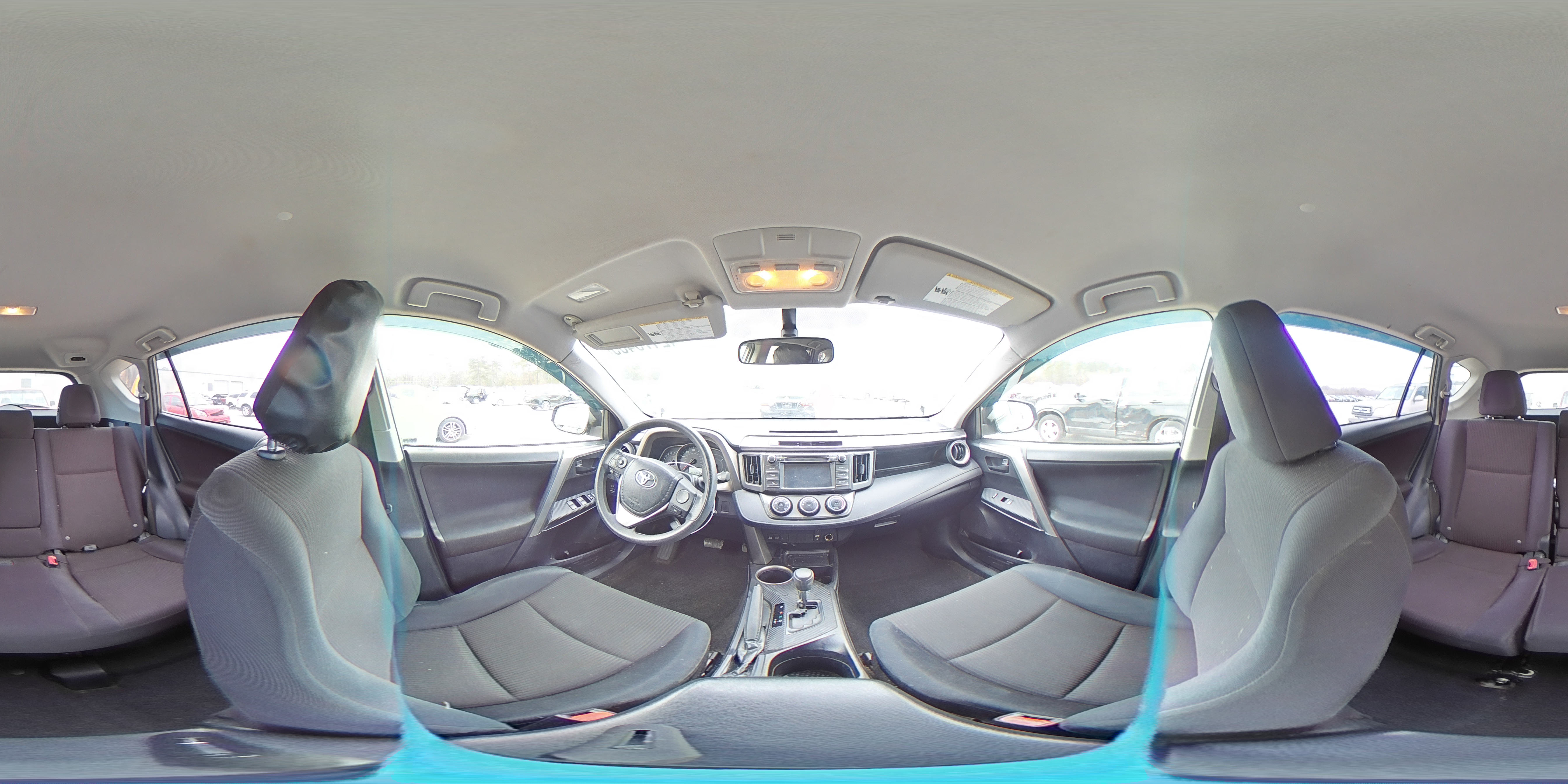 2015 Toyota RAV 4 - Image 13