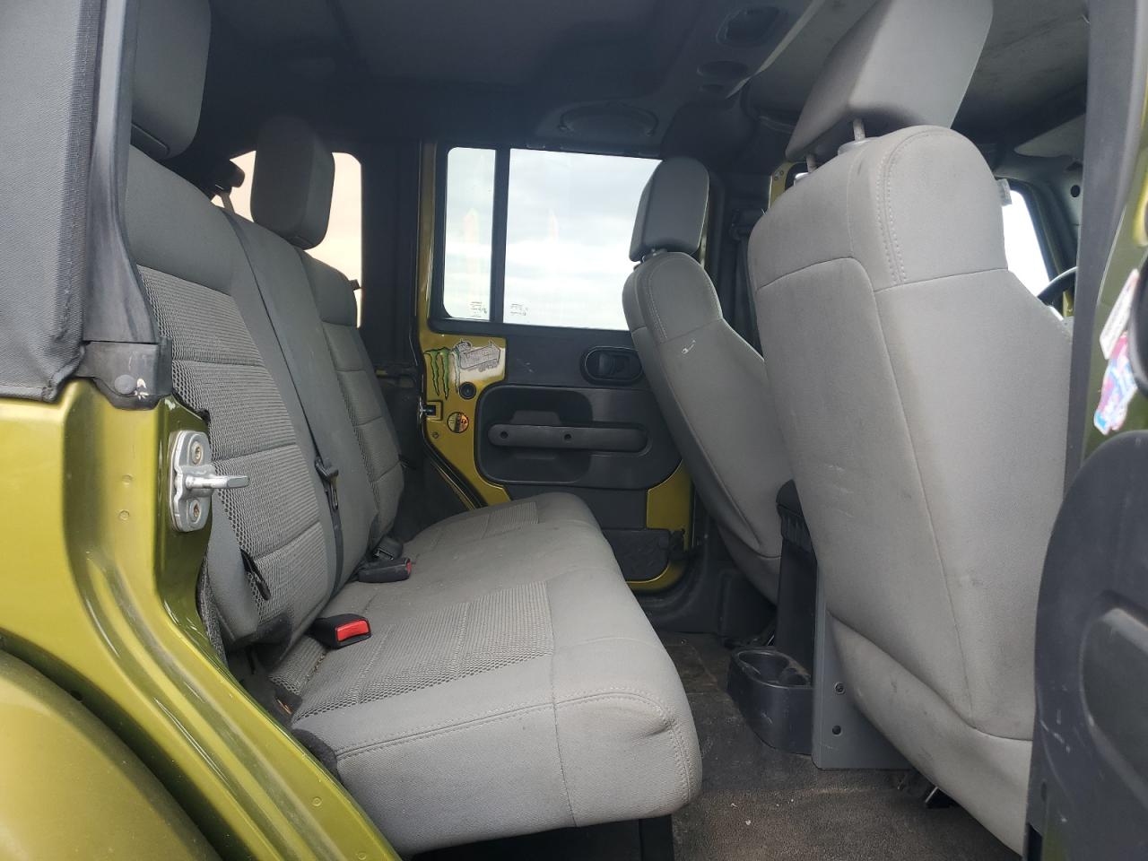 2008 Jeep Wrangler - Image 11