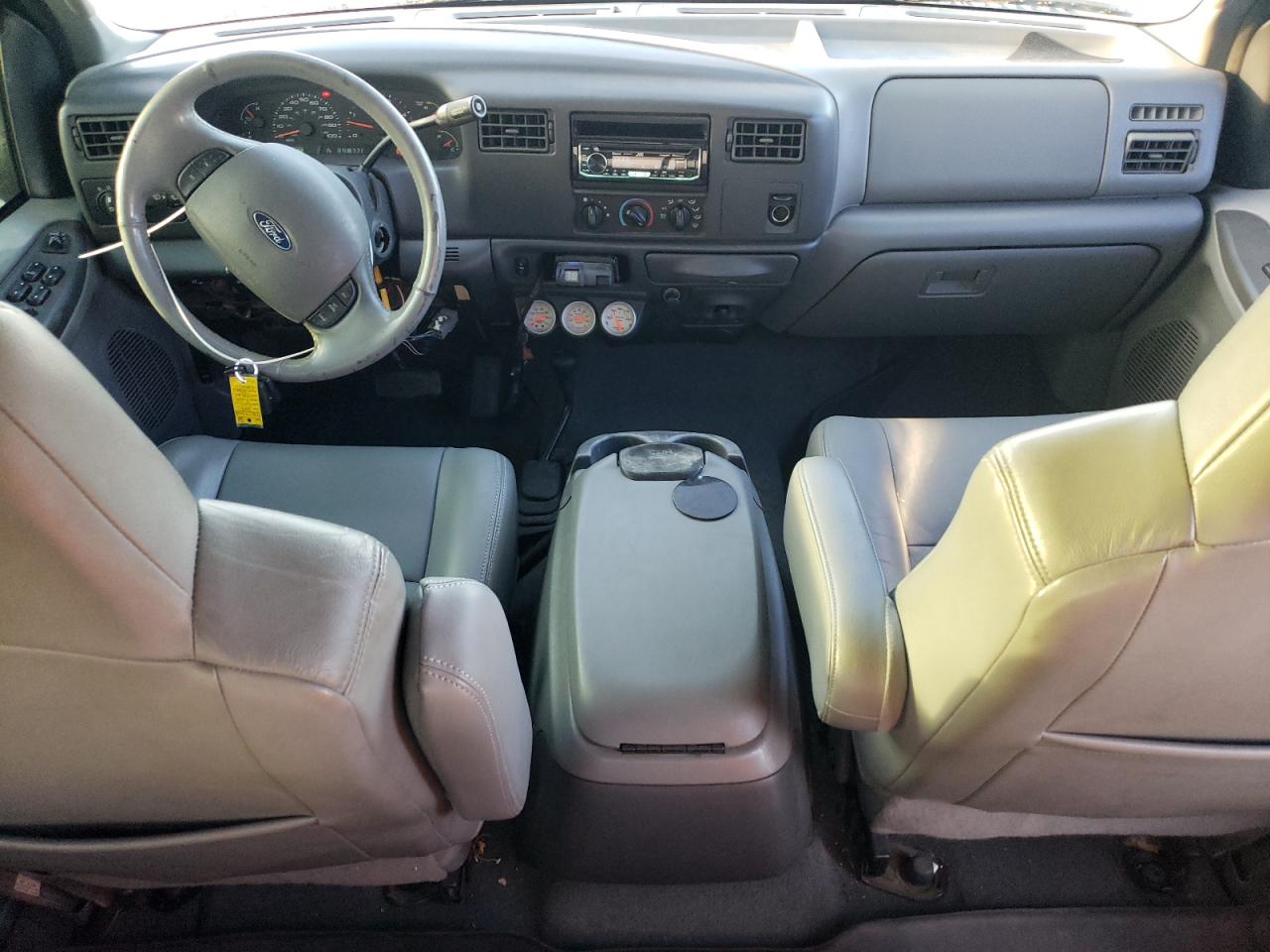 2003 Ford F250 - Image 8