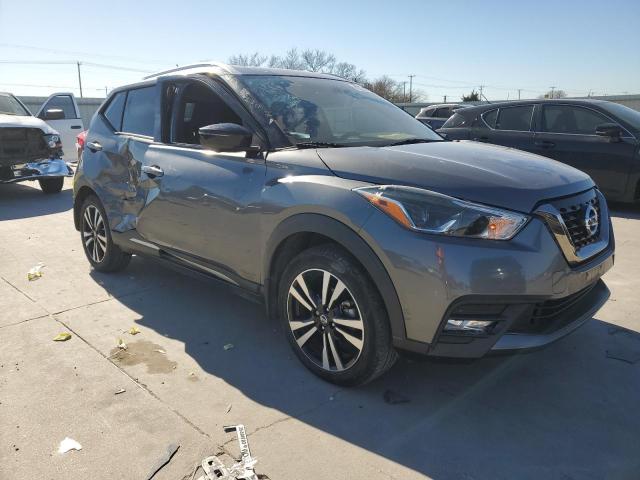  NISSAN KICKS 2018 Szary
