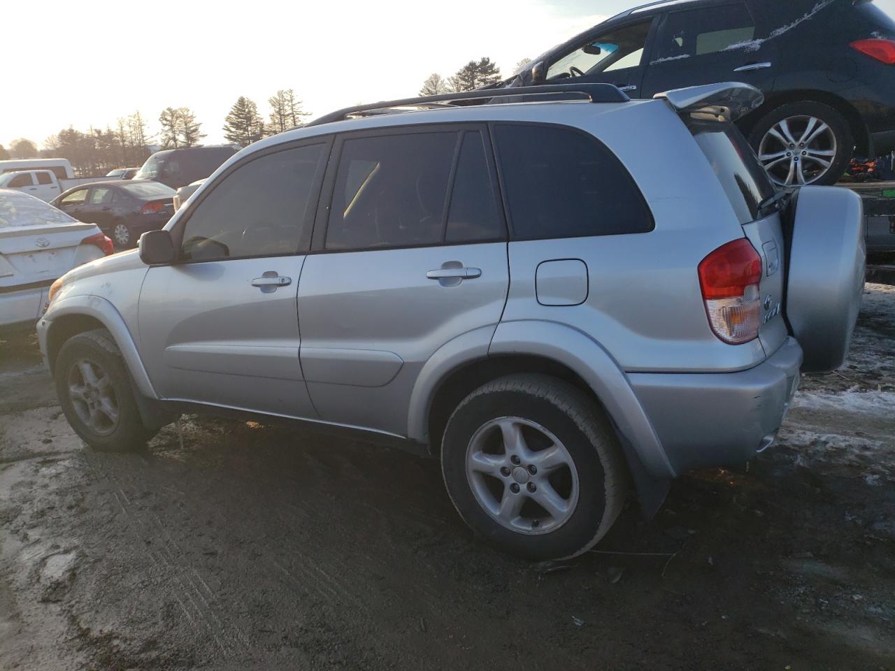 2002 Toyota RAV 4 - Image 2