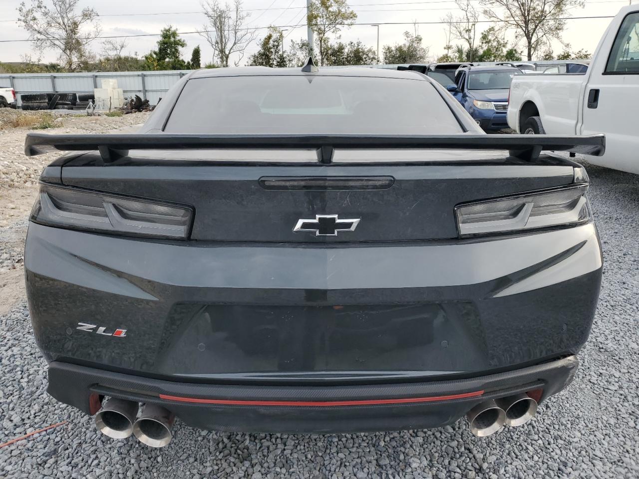 2017 Chevrolet Camaro - Image 6