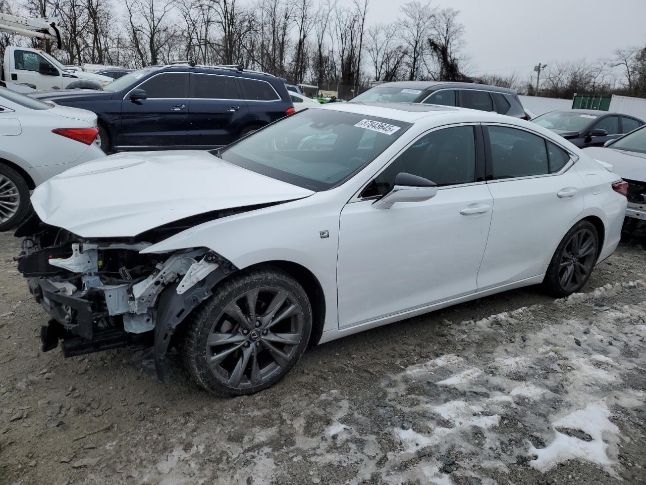 2019 Lexus ES - Image 1
