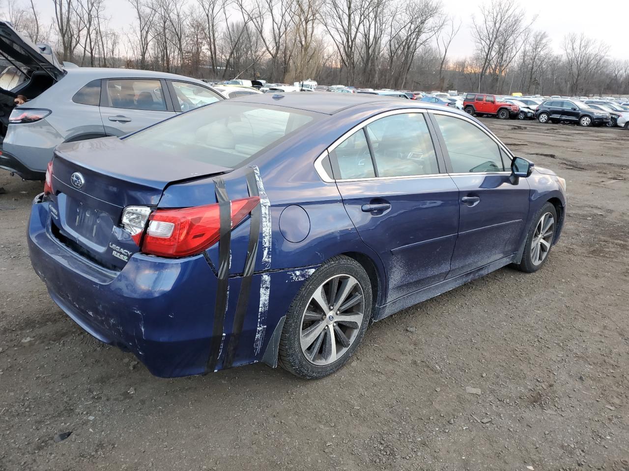 VIN 4S3BNAN6XF3055303 2015 SUBARU LEGACY no.3