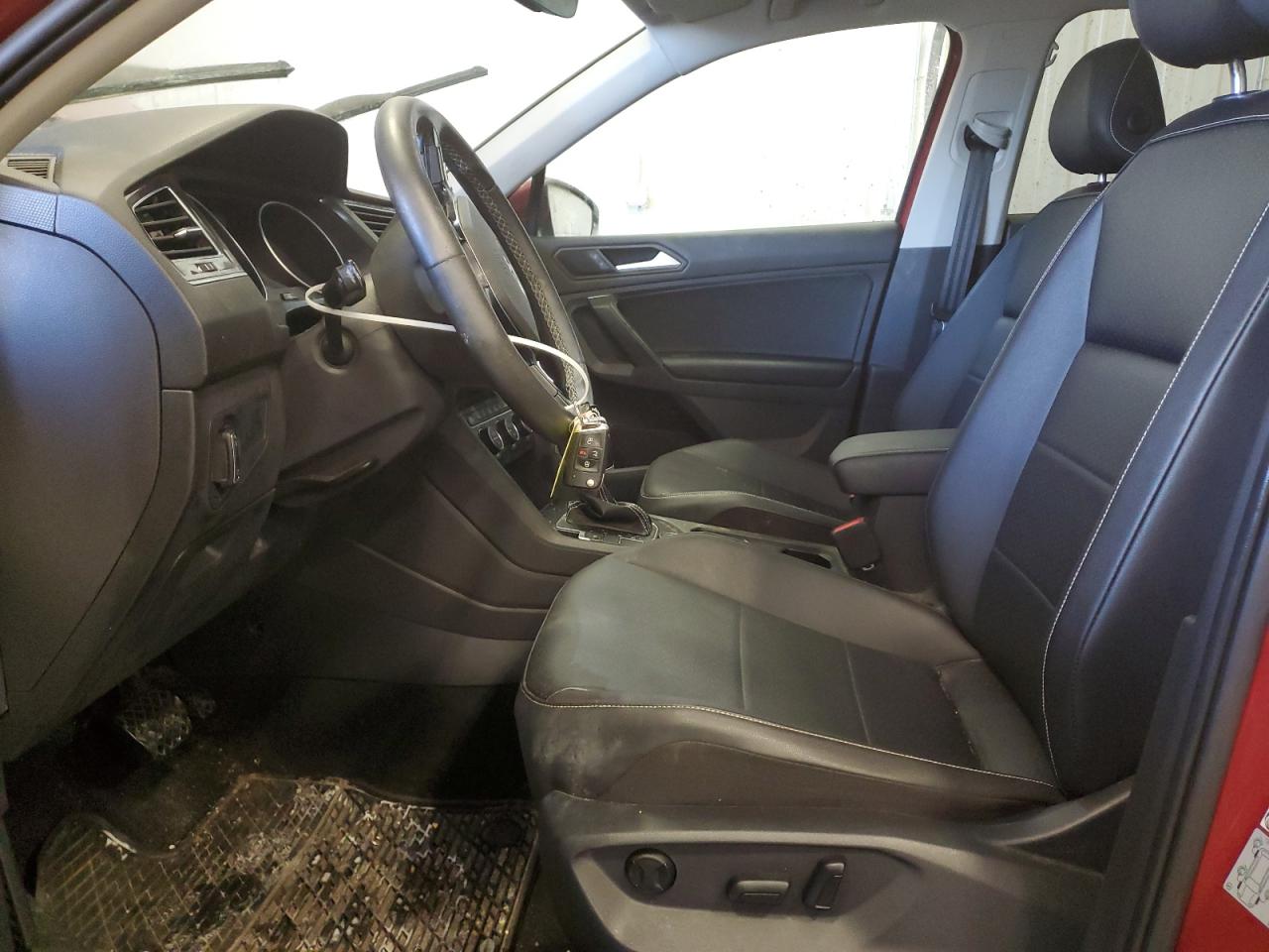 2021 Volkswagen Tiguan - Image 7