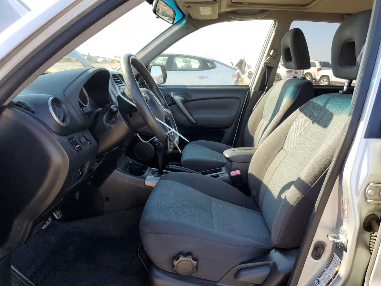 2005 Toyota RAV 4 - Image 7