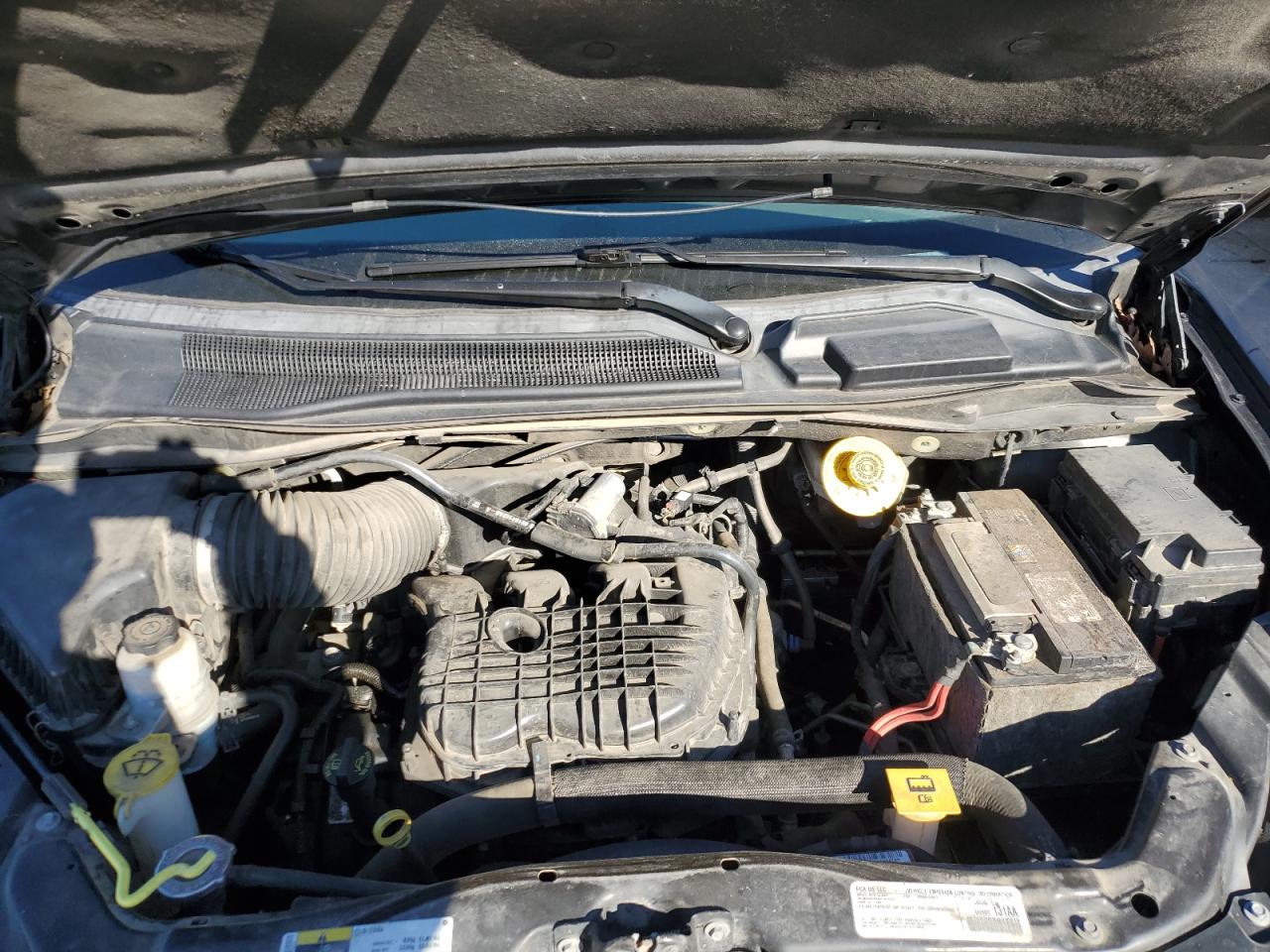 2018 Dodge Caravan - Image 12