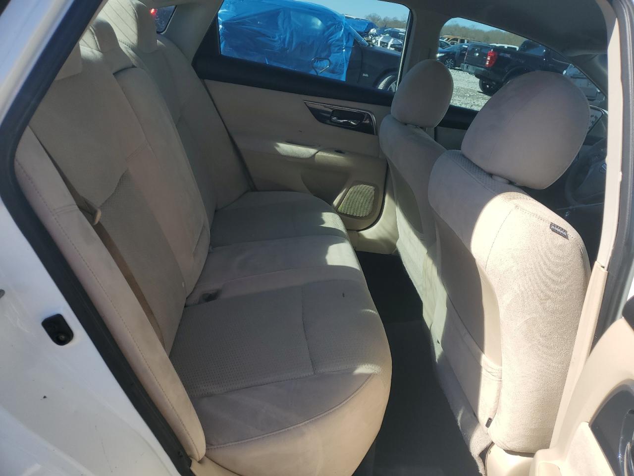 2014 Nissan Altima - Image 11