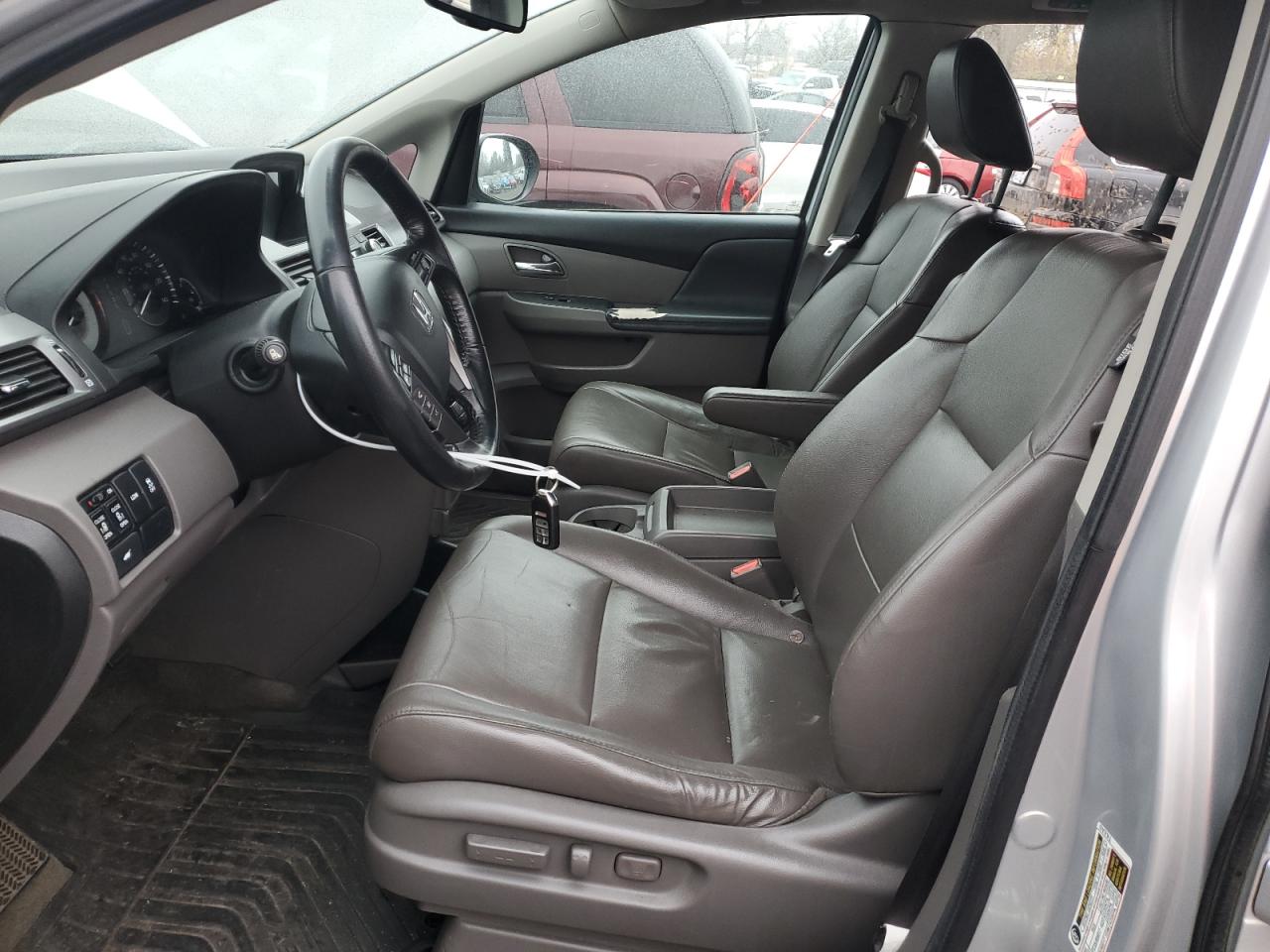 2014 Honda Odyssey - Image 7