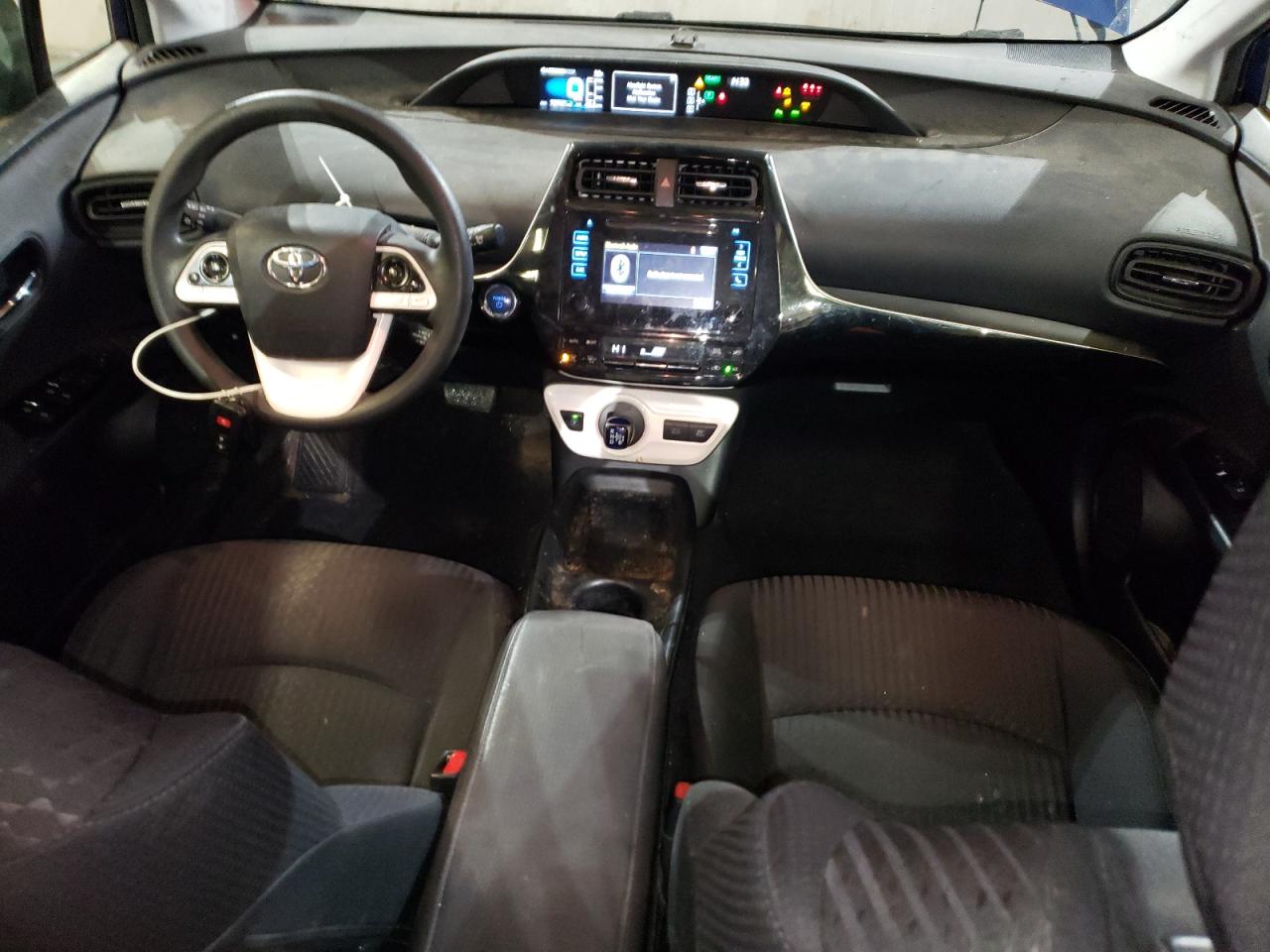 2018 Toyota Prius - Image 8