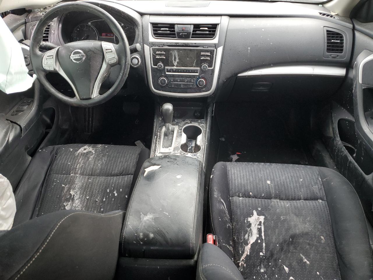 2016 Nissan Altima - Image 8