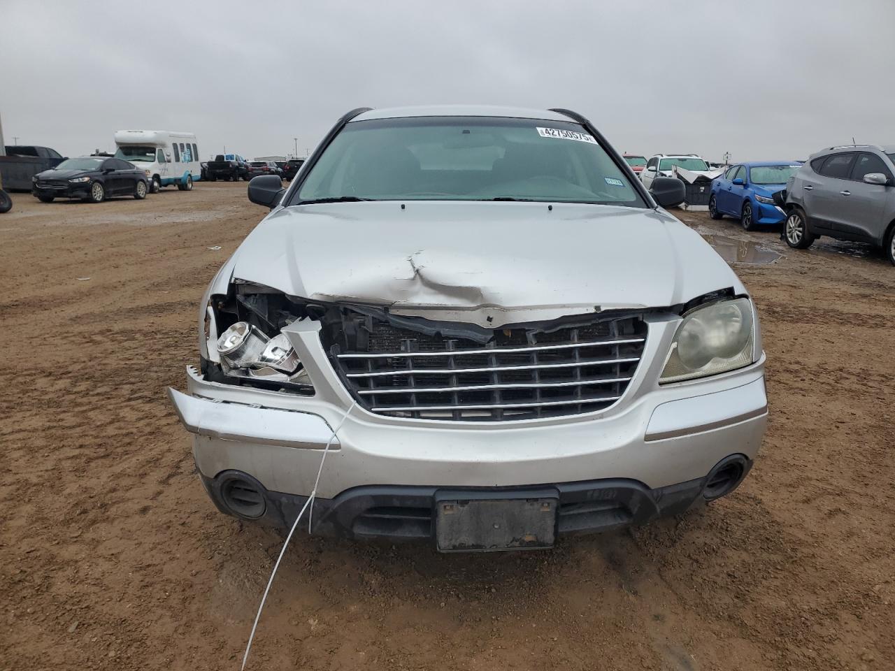 2005 Chrysler Pacifica - Image 5