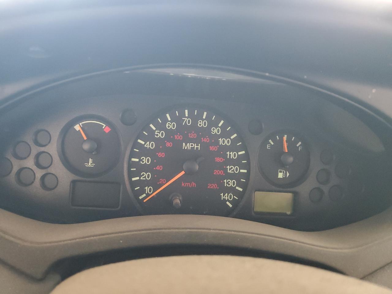 2004 Ford Focus - Image 9
