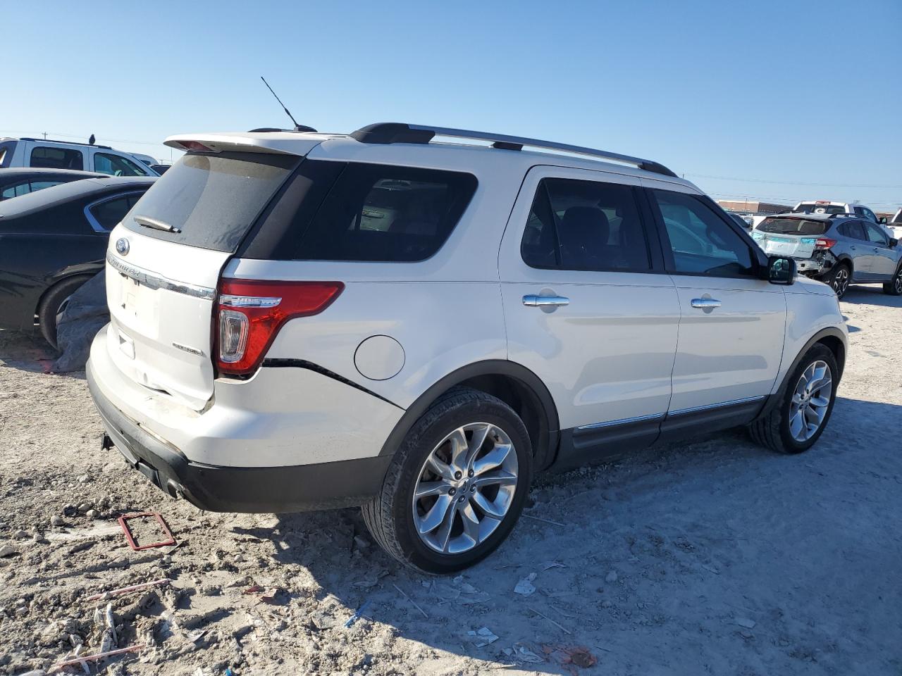 2013 Ford Explorer - Image 3